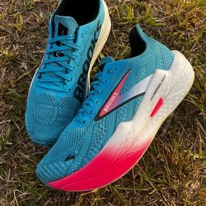 CLEAN Brooks size 7 Mens Hyperion Max 2 Blue Running shoes
